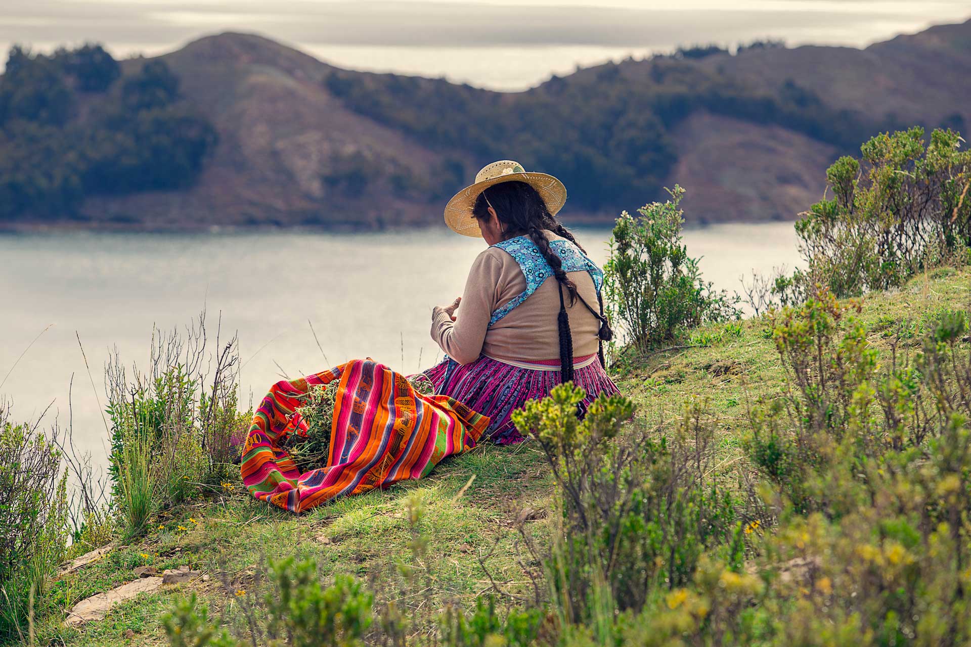 Travel to Bolivia: traditional way of life, bolivia woman.